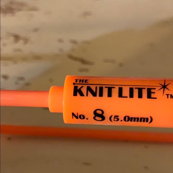 Light Up Tips Knitting Needles - Picture 7 of 7